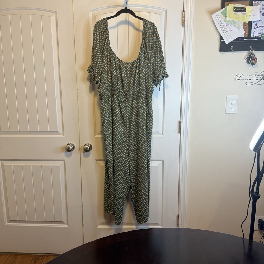 AUW Women's Olive Green Gold Floral Print Wide Leg Crop Jumpsuit Rayon Sz 3X - Picture 10 of 16